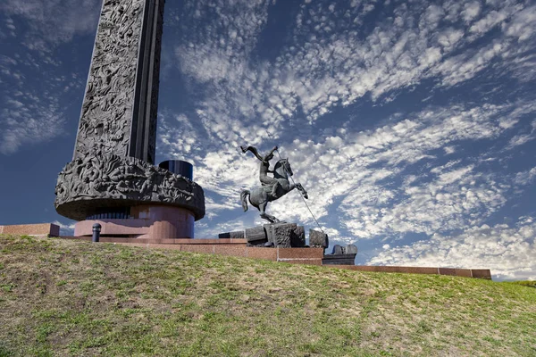 モスクワ ロシア 2014年9月16日 ポクロンナヤヒル のビクトリーパークの戦争記念碑 モスクワ ロシア 大祖国戦争中に亡くなった人を追悼して建てられた記念碑 — ストック写真