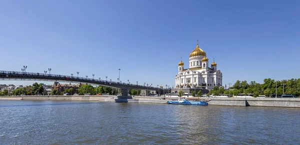 Widok Rzekę Moskwę Katedrę Chrystusa Zbawiciela Dzień Moskwa Rosja — Zdjęcie stockowe