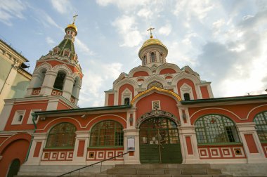 Kazan katedrali, Moskova Kızıl Meydan yakınında bulunan, Rusya  