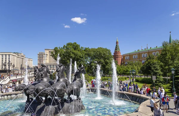 Moscow Rússia Junho 2018 Composição Escultural Quatro Estações Fonte Jardim — Fotografia de Stock