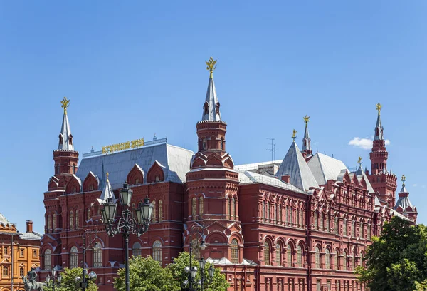莫斯科 俄罗斯 2018年6月15日 俄罗斯国家历史博物馆 位于俄罗斯莫斯科红场和马内格广场之间 — 图库照片
