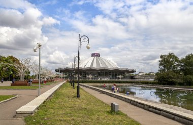 Moskova, Rusya - 13 Temmuz 2019: Vernadskogo Prospekt'teki Büyük Moskova Sirki (Moskova Devlet Sirki), Rusya 