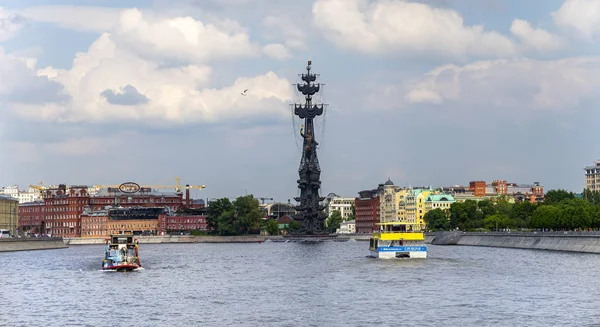 Moscow Russia May 2018 Moskow Moskva River Peter Great Statue — Stock Photo, Image