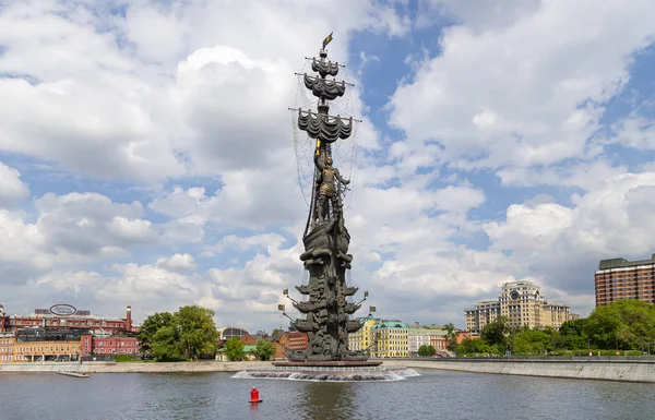 Moscú Rusia Mayo 2018 Río Moskow Moskva Gran Estatua Pedro — Foto de Stock