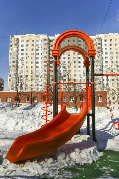 Playground snowy winters, Moscow, Russia — Stock Photo, Image