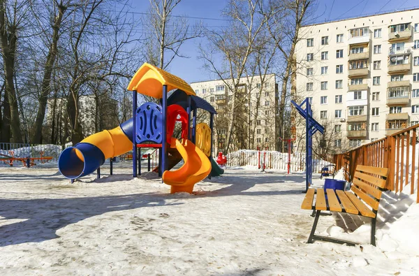 Playground snowy winters, Moscow, Russia — Stock Photo, Image