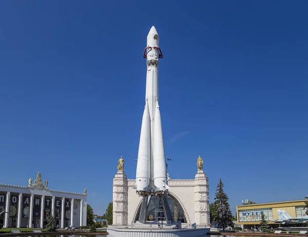 Moscú Rusia Agosto 2019 Nave Espacial Vostok Monumento Primer Cohete — Foto de Stock