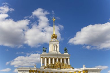 Vdnkh (Tüm Rusya Sergi Merkezi, ayrıca All-Russian Sergi Merkezi olarak da adlandırılır), Moskova, Rusya topraklarında Merkezi Pavilion No 1.