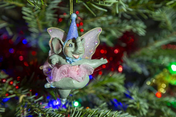 Dekoratif Chritmas Oyuncaklar Ile Güzel Noel Ağacı — Stok fotoğraf