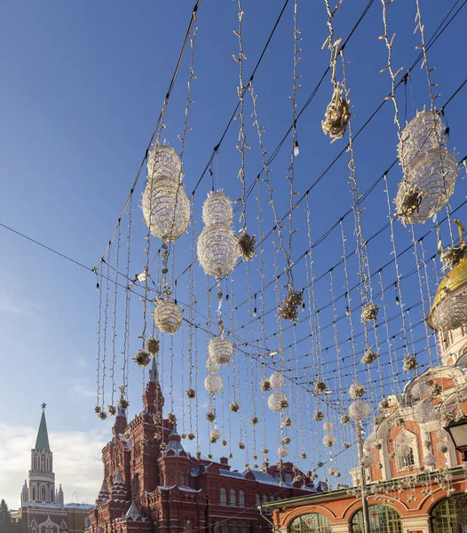 Boże Narodzenie Święta Noworoczne Oświetlenie Ulicy Nikolskaya Pobliżu Kremla Moskiewskiego — Zdjęcie stockowe