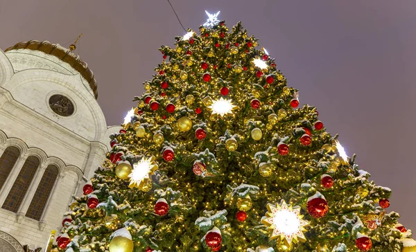 Dekorację Świąteczną Sylwester Moskwie Nocy Rosja Pobliżu Chrystusa Zbawiciela Katedry — Zdjęcie stockowe