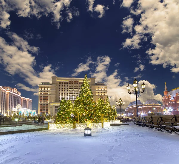 Karácsonyi Újévi Ünnepek Dekoráció Éjjel Moszkva Oroszország Lovagló Tér Közelében — Stock Fotó