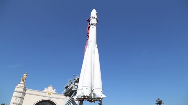 Moscow Russia August 2019 Spaceship Vostok Monument First Soviet Rocket — Stock Video