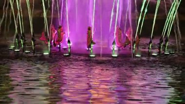 Fountain Friendship of Nations (1951-54), mimarlar K. Topuridze ve G. Konstantinovsky 'nin kaynak projesi) -- Vdnkh (All-Russia Exhibition Centre), Moskova, Rusya 