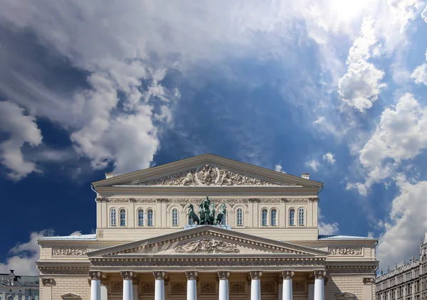 Великий Великий Або Великий Театр Також Званий Болшой Хмарному Тлі — стокове фото