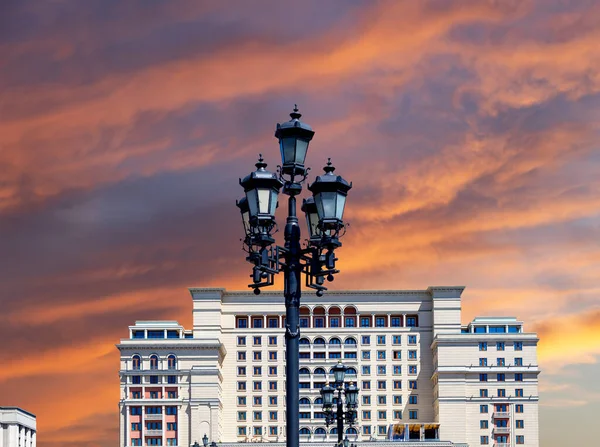 Fasáda Hotelu Four Seasons Hotel Moskva Manege Square Krásné Obloze — Stock fotografie