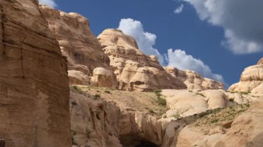 Petra Dağları, Ürdün, Orta Doğu. Petra, 1985 yılından beri UNESCO Dünya Mirasları Bölgesi 'nde bulunuyor.