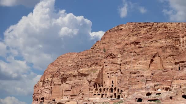 Petra Tegen Achtergrond Van Bewegende Wolken Jordanië Het Midden Oosten — Stockvideo