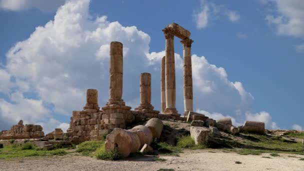 Amman City Landmark Roman Citadel Hill 이동하는 배경에 Jordan — 비디오