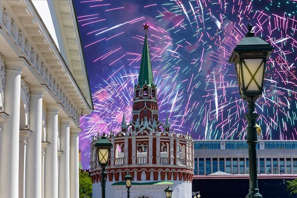 Fuochi Artificio Sul Cremlino Mosca Durante Giorno Della Vittoria Seconda — Foto Stock