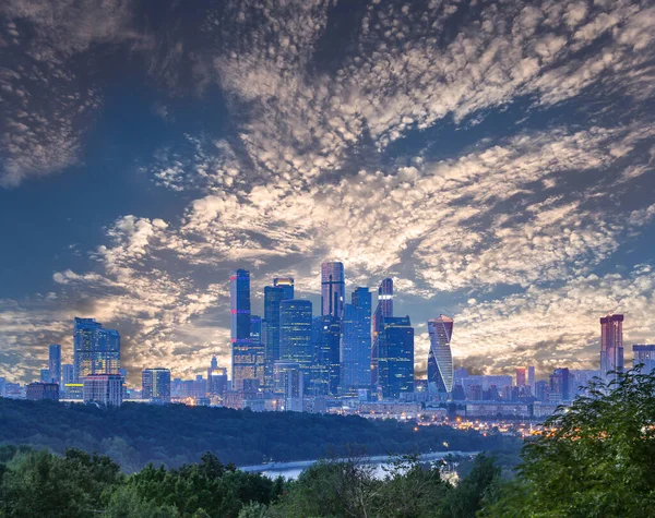 Kilátás Városra Felhőkarcolókra Moszkva Városa Sparrow Hills Től Vagy Vorobyovy — Stock Fotó