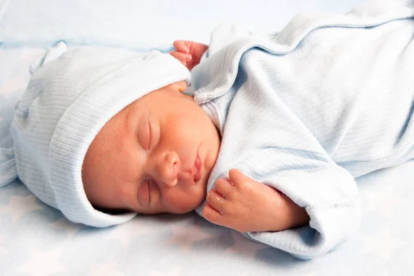 Προσωπογραφία Αγοριού Γλυκό Νεογέννητο Μωρό Στον Ύπνο — Φωτογραφία Αρχείου