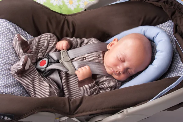 Adorable Little Girl Eating Yogurt Baby Boy Sleeping Safety Seat — Stock Photo, Image