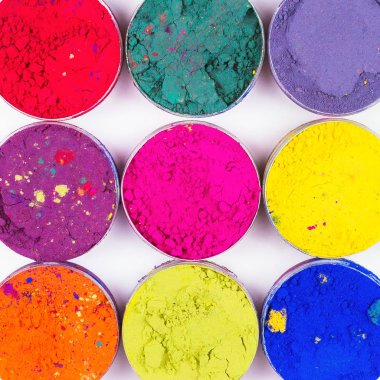 Renkli makyaj makyaj doku olarak kavanozları. Düz yatıyordu