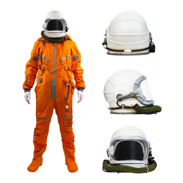 Astronaut met set van helmen geïsoleerd op een witte achtergrond — Stockfoto