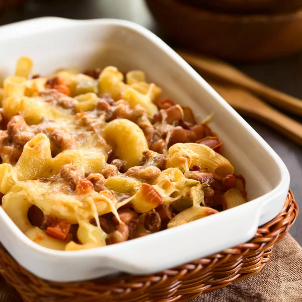 Chili Con Carne Macarrão Macarrão Caçarola Assadeira Fotografado Com Luz — Fotografia de Stock