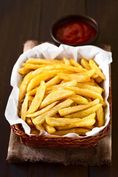 Fresh Homemade Crispy French Fries Basket Small Bowl Ketchup Back — Stock Photo, Image