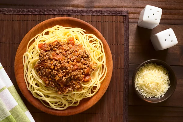 Espaguetis Con Salsa Boloñesa Casera Hechos Tomate Fresco Picadillo Cebolla — Foto de Stock