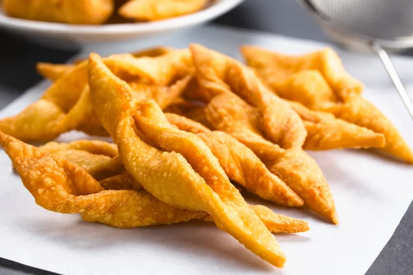 Fresh Homemade Crispy Deep Fried Angel Wing Bowtie Cookies Traditional — Stock Photo, Image