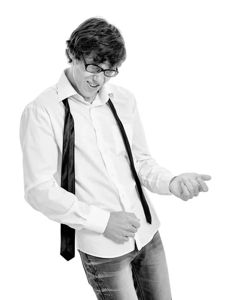 Jonge Spaanse Man Zwarte Bril Witte Unbuttoned Shirt Slim Jeans — Stockfoto