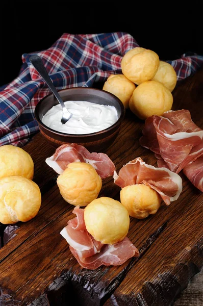 Coccoli Est Apéritif Italien Les Boulettes Pâte Pizza Sont Frites — Photo