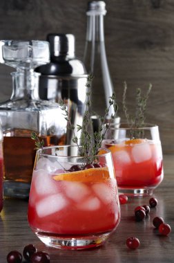 Kızılcık Portakal Bourbon Smash 