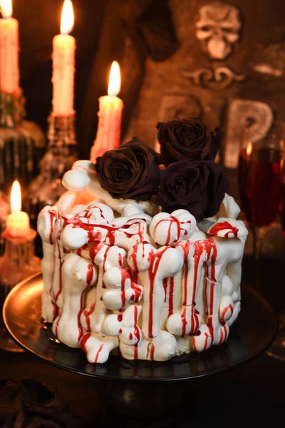 Torta raccapricciante su Halloween — Foto Stock