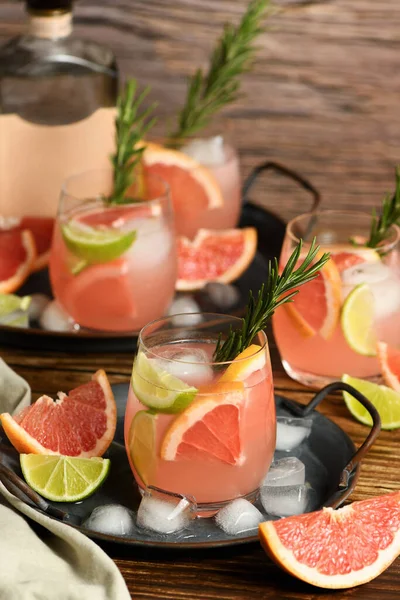 Čerstvé Vápno Rozmarýn Kombinaci Čerstvým Grapefruitovým Džusem Tequila Jsou Perfektní — Stock fotografie