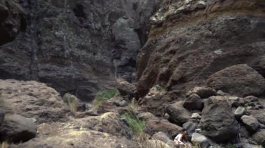 derin bir geçit hiking