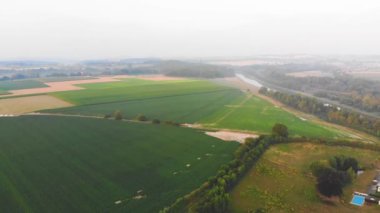 sabah uçuş Nehri üzerinde