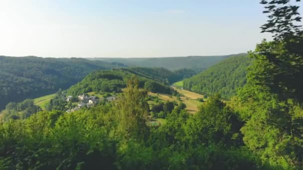 Přelet nad green river valley — Stock video