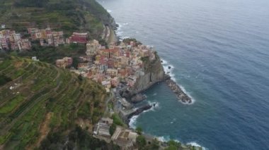 İtalya Cinque Terre kıyılarının güzel havadan görünümü
