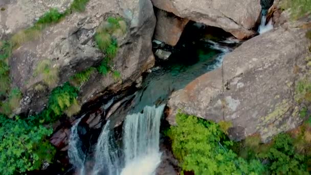 View to amasing waterfall in mountains — Stock Video