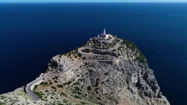 Mallorca, İspanya'da Far Formentor deniz feneri