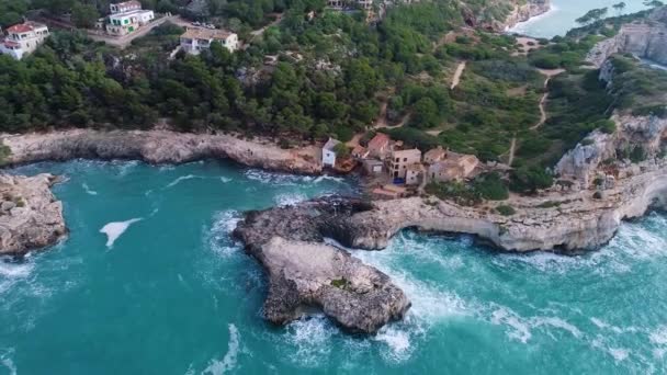 Lot nad pięknym brzegiem morza na Majorce — Wideo stockowe