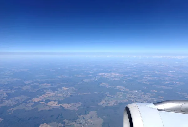 Nézd Meg Földet Sztratoszférában Repülő Repülőgépet Hosszú Repülés — Stock Fotó