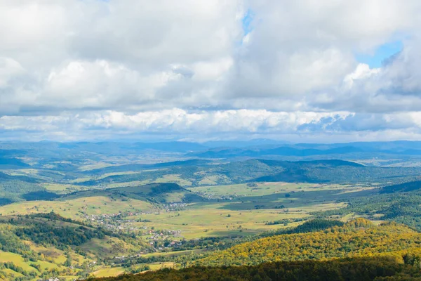 Вид Высокогорье Горы Небом Облаках — стоковое фото