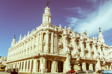 Havana, Küba - 16 Ocak 2017: Havana büyük tiyatro Alicia Alonso Küba'da. Küba'da ünlü bir tiyatro. Vintage ve yesteryear etkisi ile görüntü