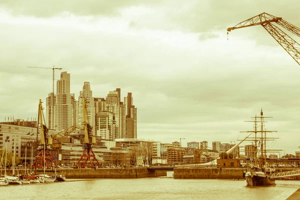 Buenos Aires Argentinien Sept Rio Plata Mit Der Brücke Der — Stockfoto