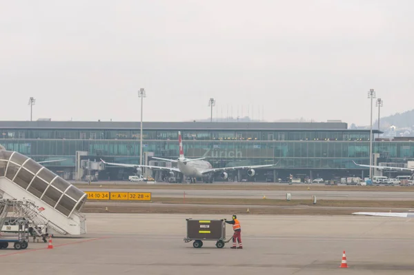 Zürich Schweiz Dezember 2017 Nebel Flughafen Kloten Oder Flughafen Zürich — Stockfoto